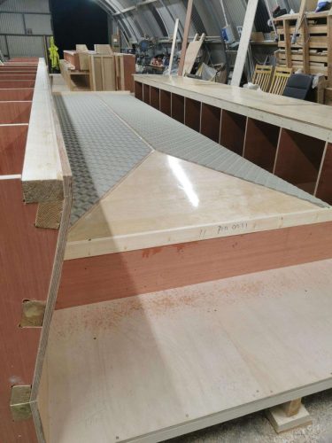 Finished concrete mould surface with precision edges
